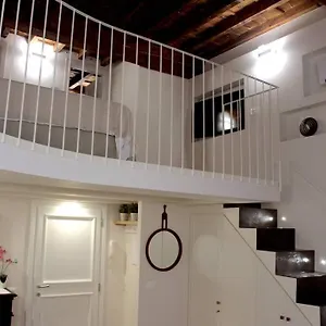 art-apartment-santa-croce-suite.it-tuscanyhotel.com/